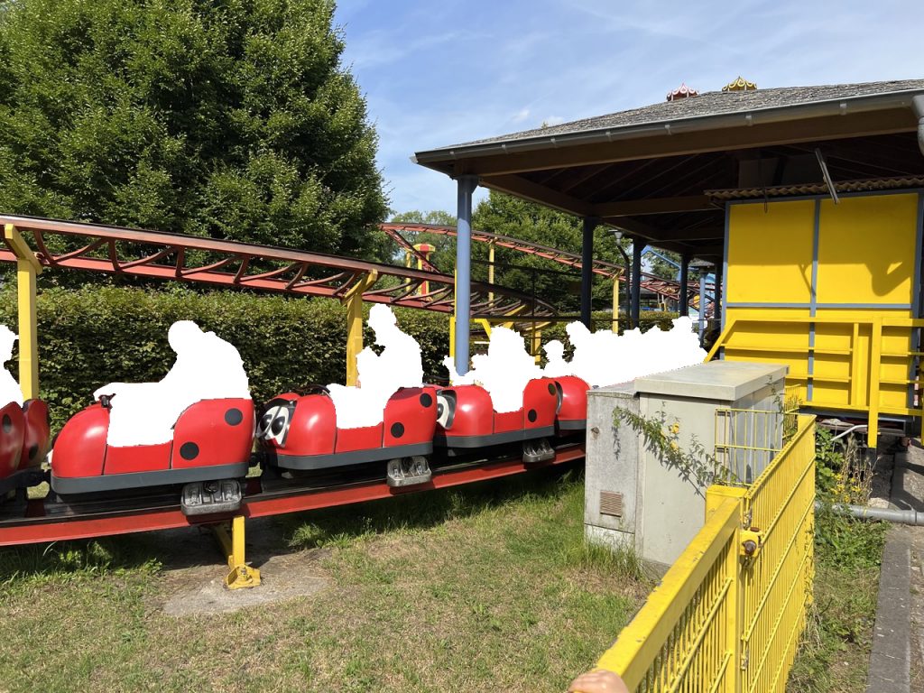 Marienkäferachterbahn auf Schloss Beck